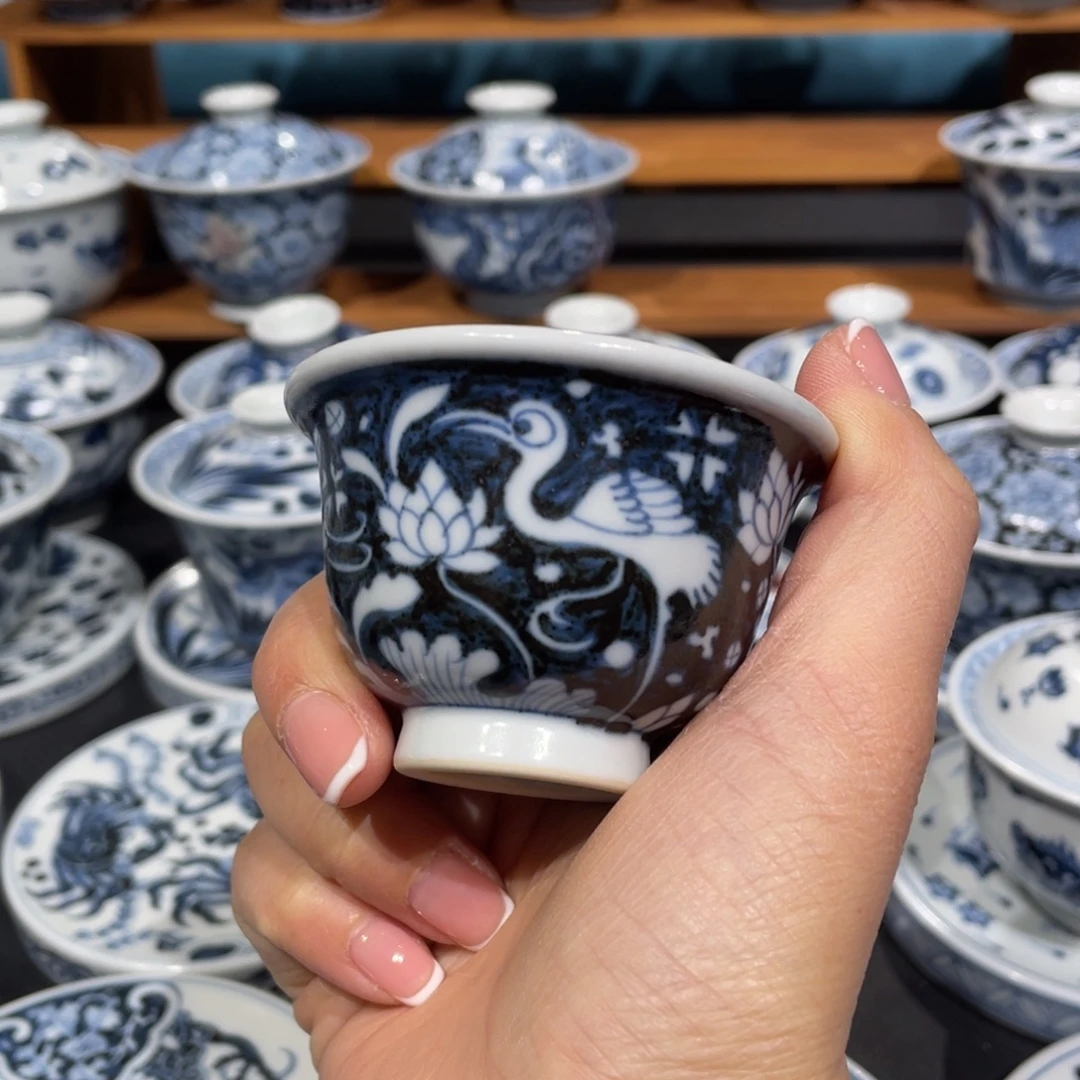 景德镇陶瓷手工手绘