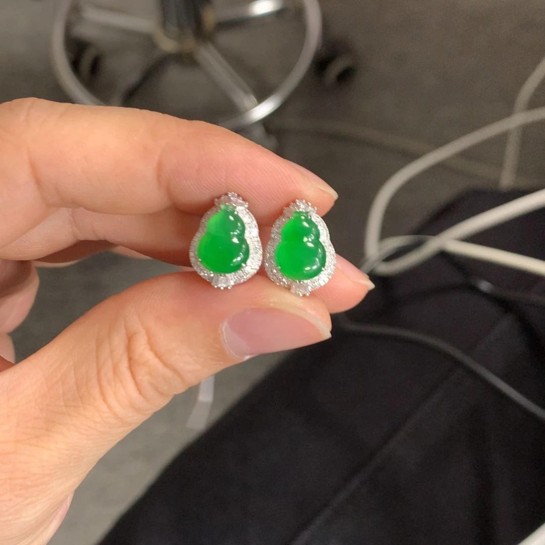 翡翠耳饰18K金镶嵌翡翠