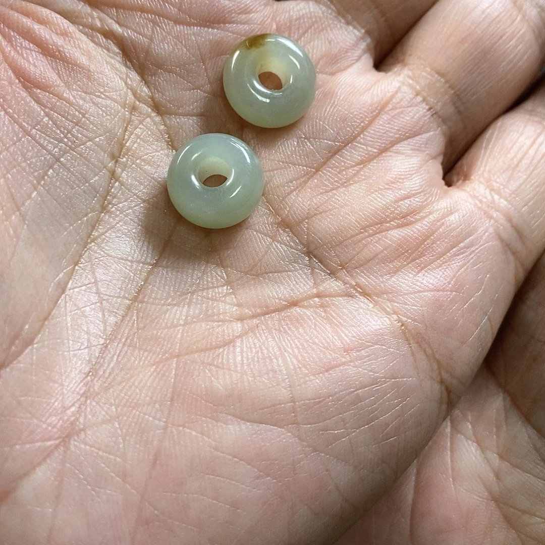 和田玉未镶嵌手绳