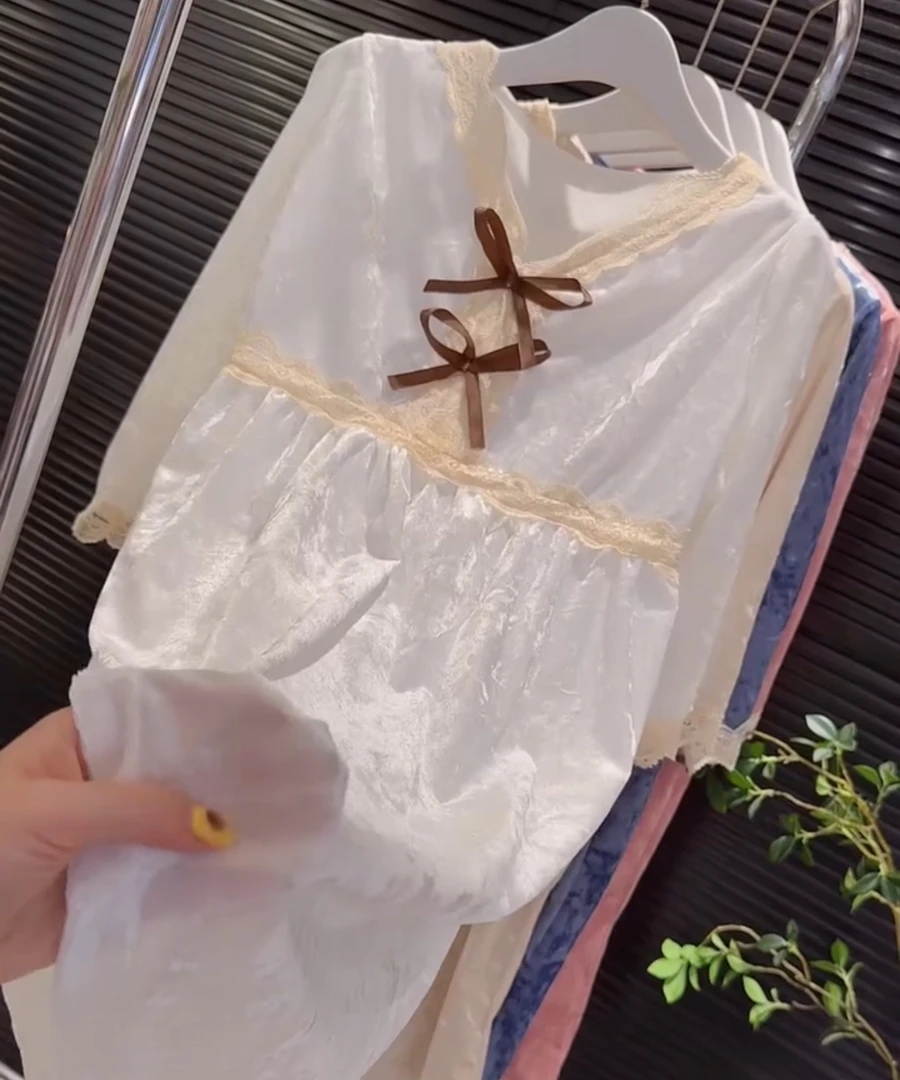 轻奢简约V领蕾丝蝴蝶结丝绒睡裙【实物微色差】