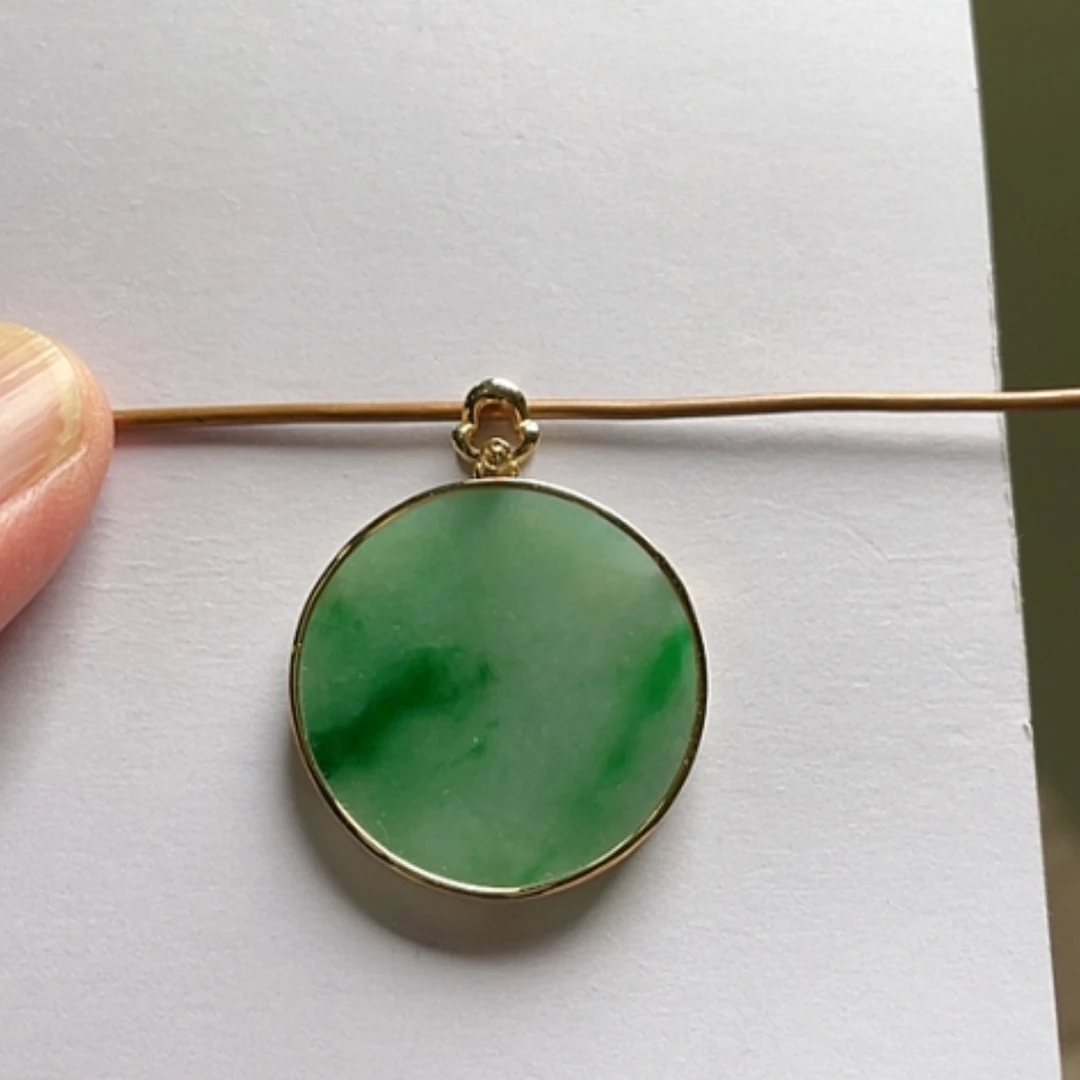 【闪购商品】吊坠(不含链)18K金镶嵌翡翠