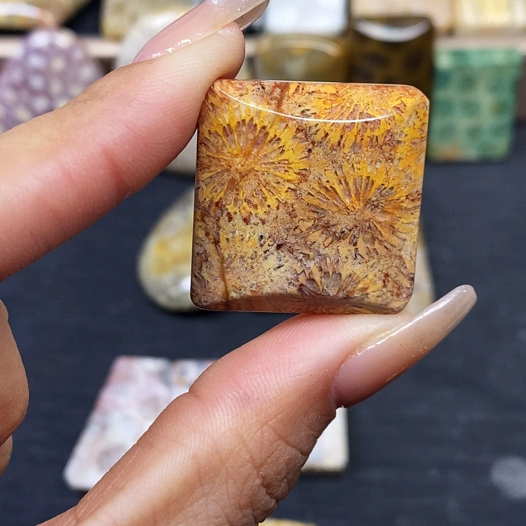 硅化玉颈饰合金楠*素