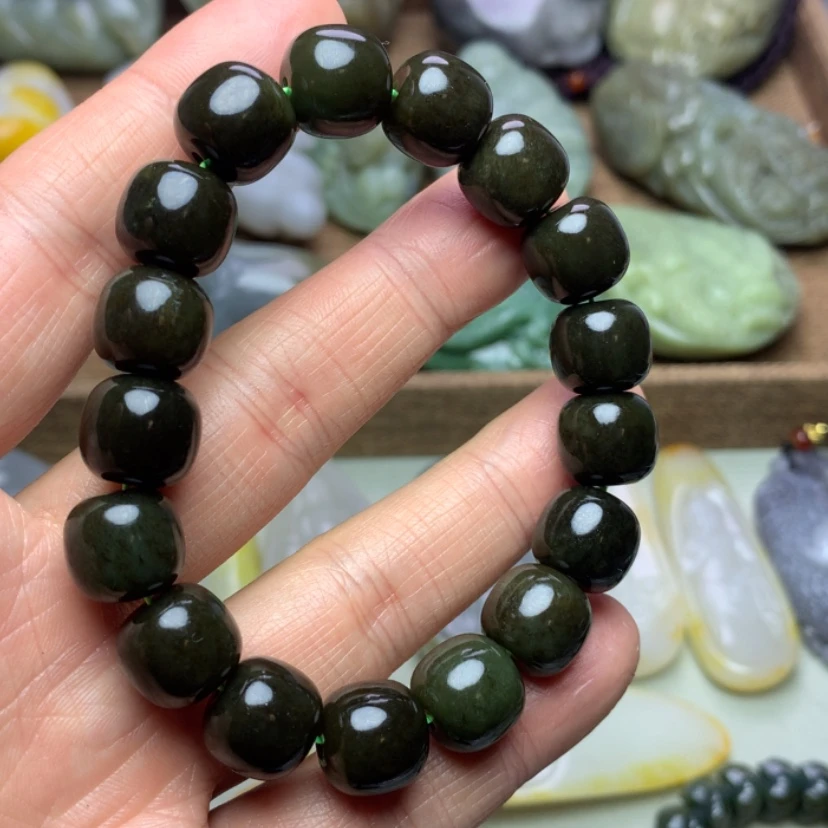 【闪购商品】颈饰未镶嵌和田玉