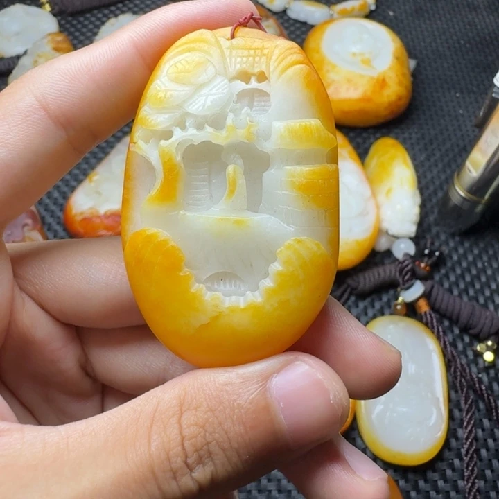 和田玉未镶嵌颈饰