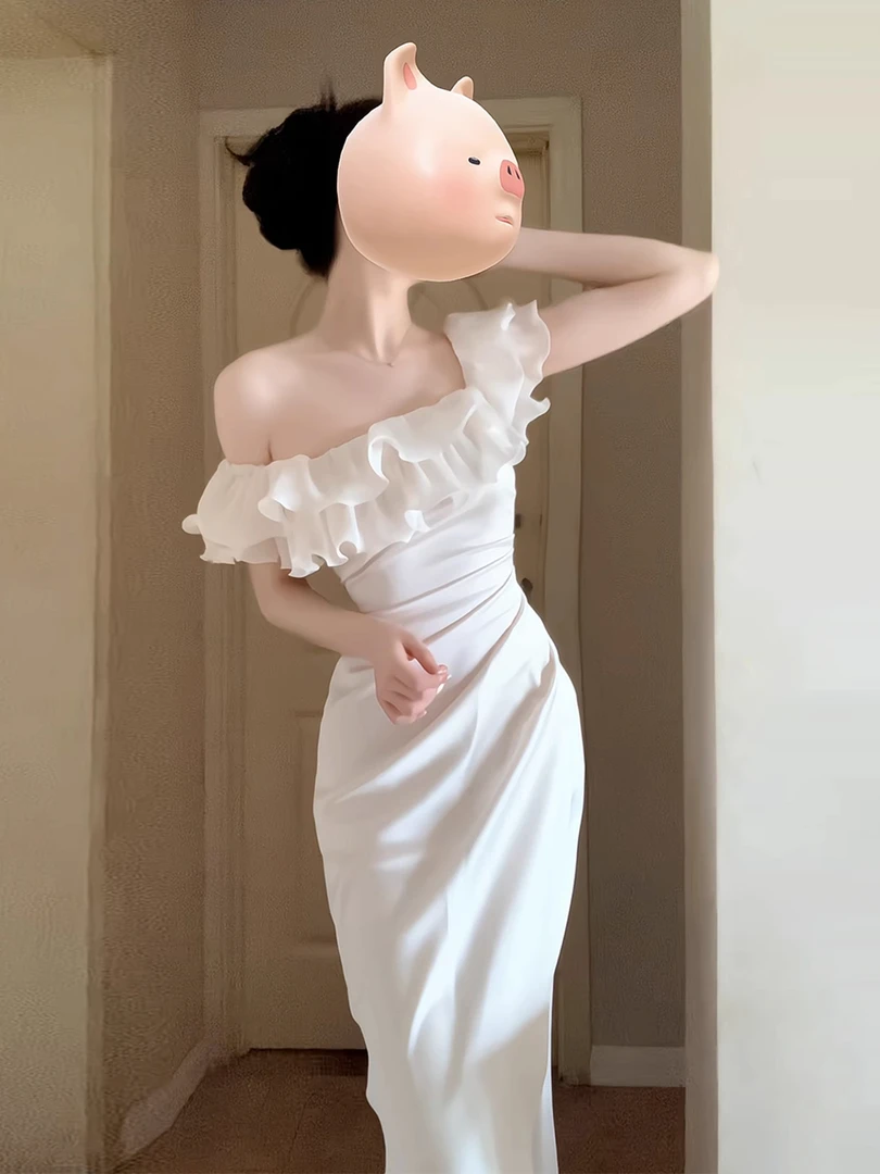 Y10166新款纯欲气质绝美白色一字斜肩连衣裙女夏褶皱收腰显瘦长裙