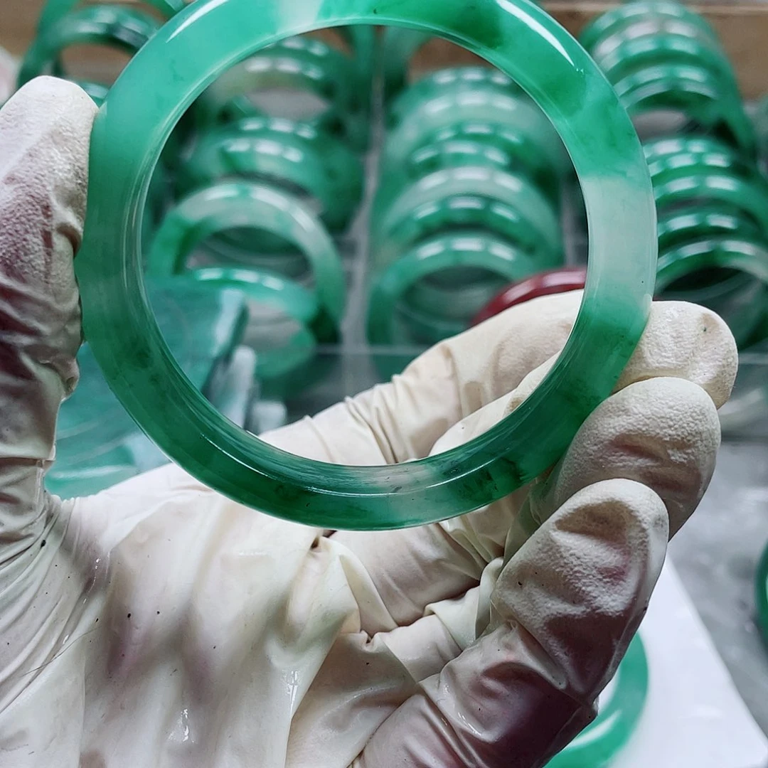 石英质玉手镯未镶嵌陌*