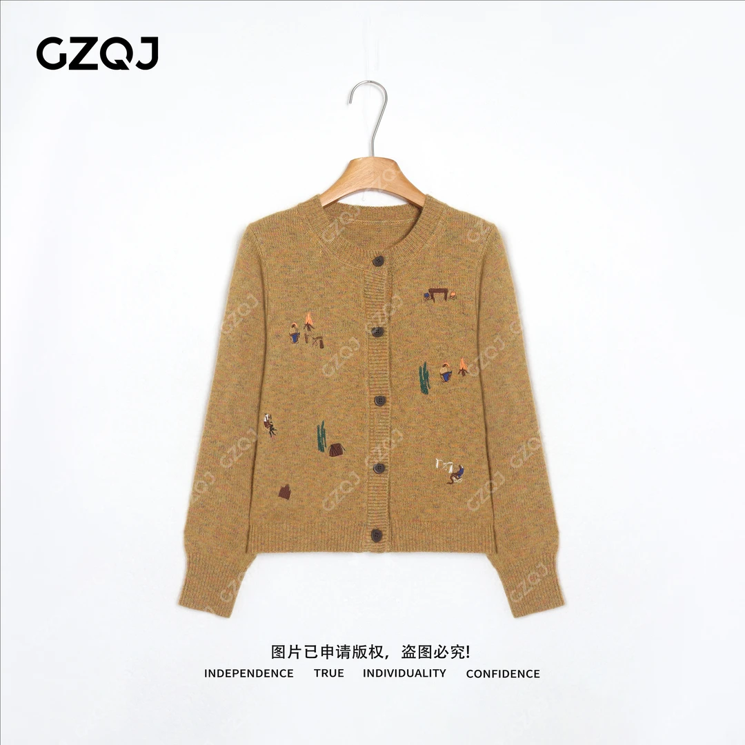 老琴私服【焦糖密语】琥珀流光风绵羊毛舒适圆领针织衫毛衣女35137