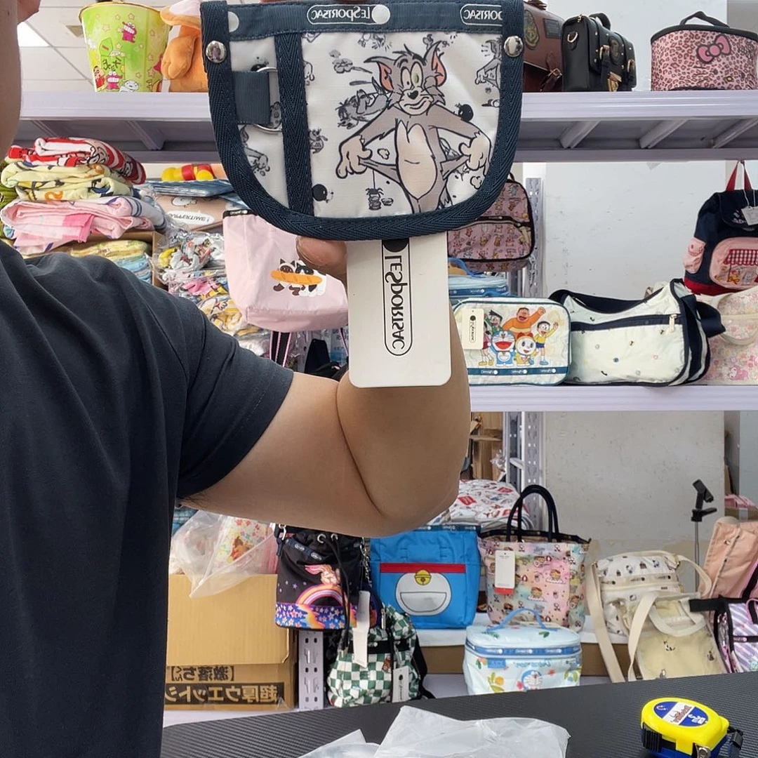 PU化妆包等产品和产品为