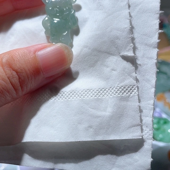 颈饰未镶嵌翡翠天