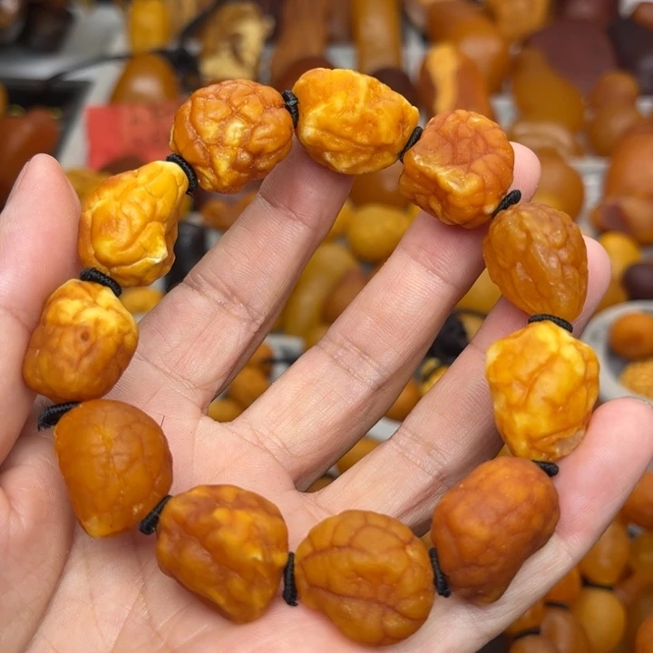 琥珀未镶嵌裸石天然蜜蜡手串
