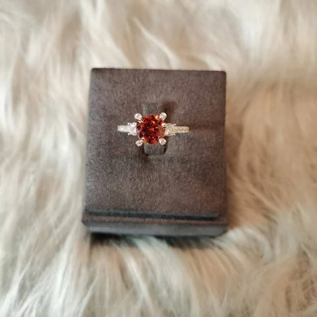 带包装 【樱桃珠宝】 星光璀璨二克拉红钻戒指.S