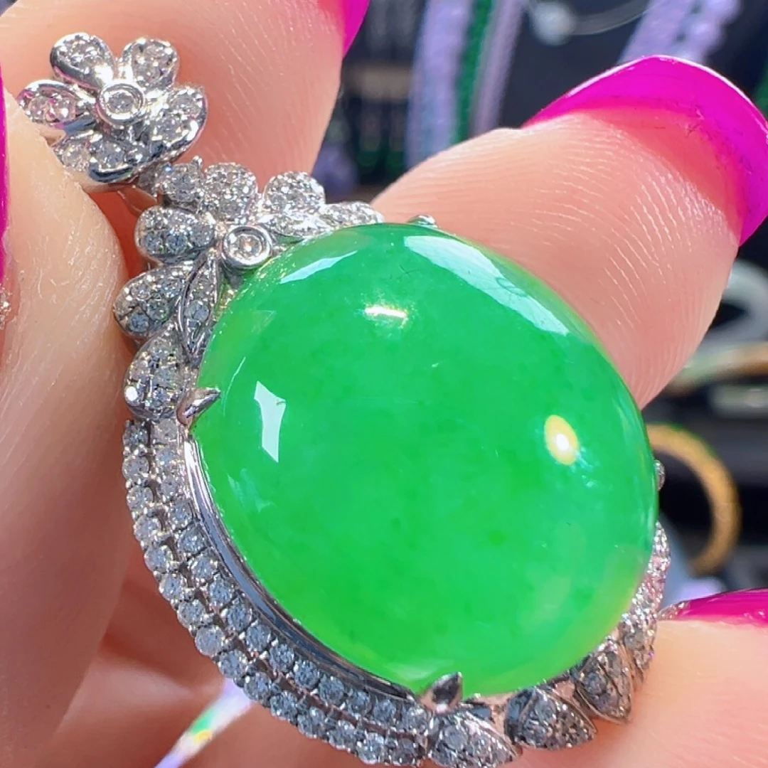 翡翠18K金镶嵌颈饰签收后24小时鉴赏期