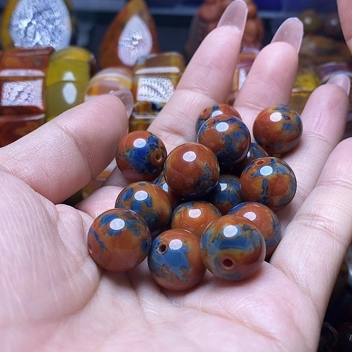 马***？玛瑙/玉髓未镶嵌颈饰