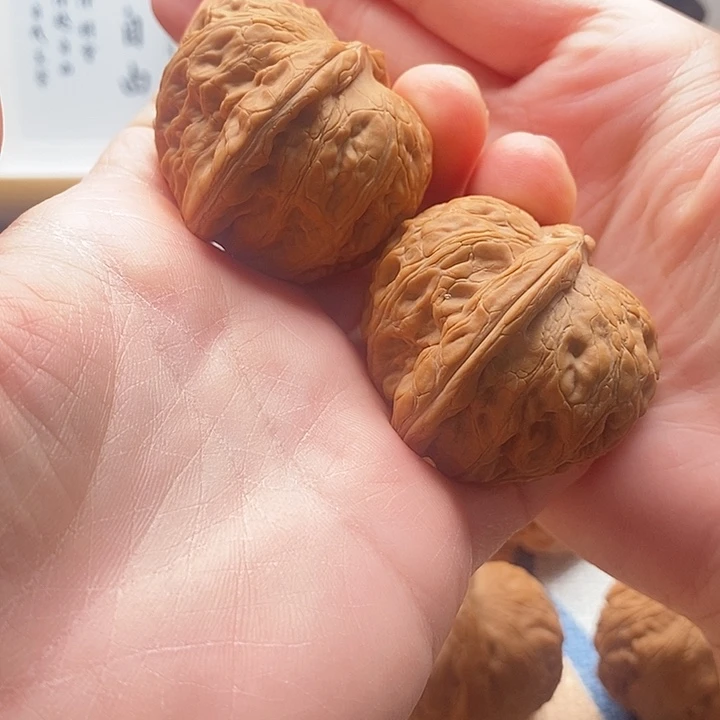 会***牛文玩核桃把件元宝是我这几次去