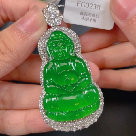 【闪购商品】颈饰银S925镶嵌翡翠翡翠