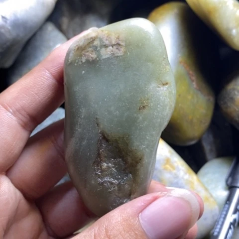 未镶嵌和田玉（糖玉）挂件
