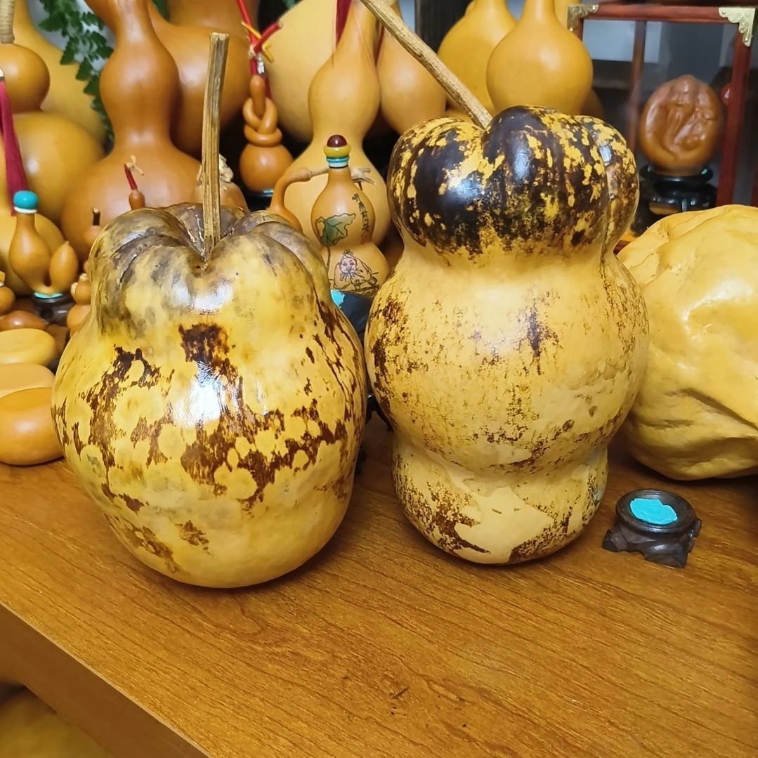 欧****两个葫芦你好啊老板您好