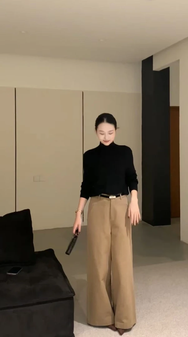 2025秋季新款法式设计感黑色露背针织上衣女气质高级感长袖直筒裤