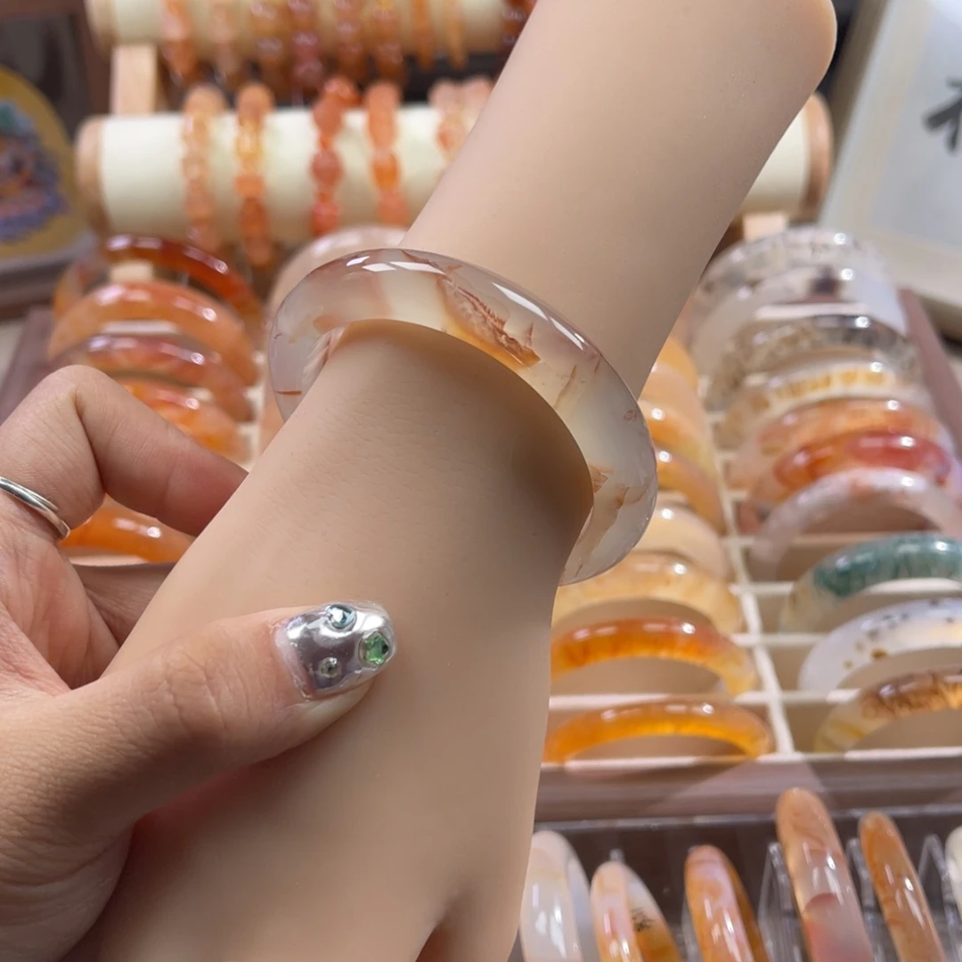 手镯玛瑙/玉髓合金53