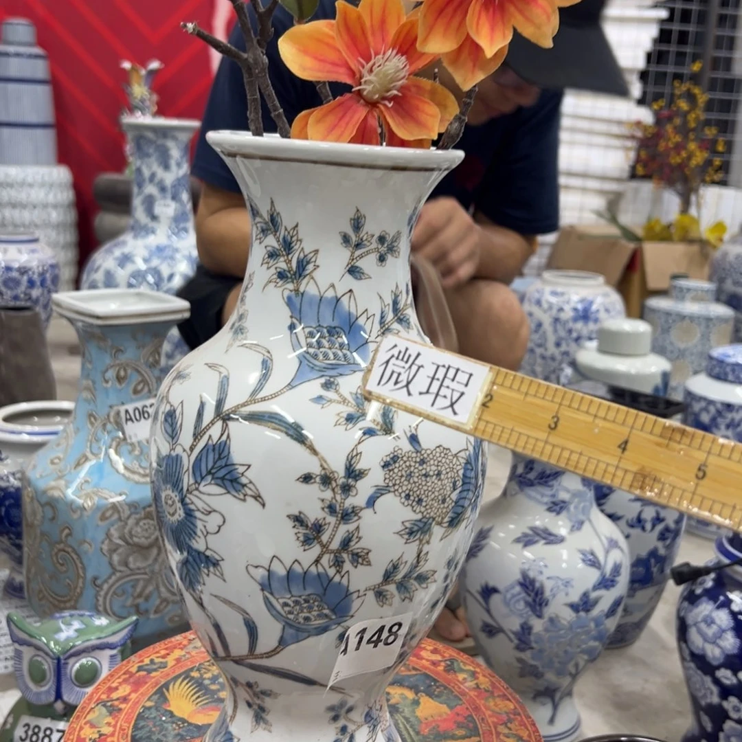 微瑕青花瓷器值得厚爱