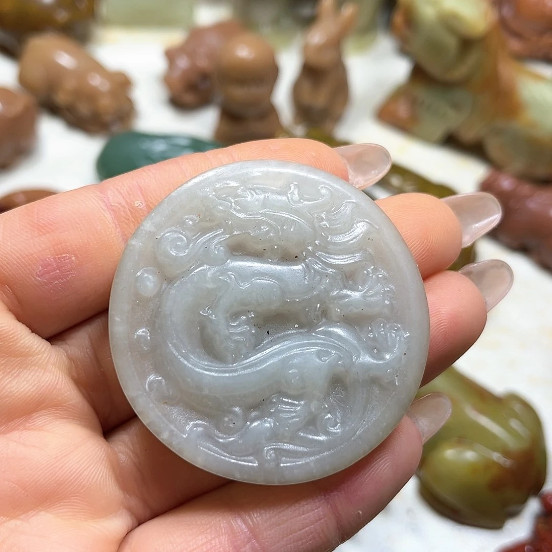 白玉菩提吊坠白玉菩提吊坠