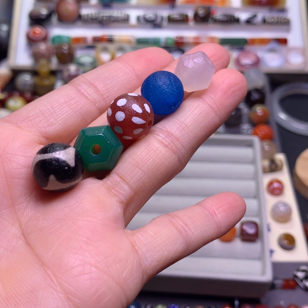 我***军玛瑙/玉髓未镶嵌颈饰