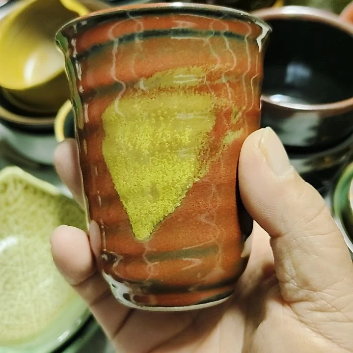 偷***/瓷片五厂，七厂，瓷器摆件，瓷片！都有微瑕疵。