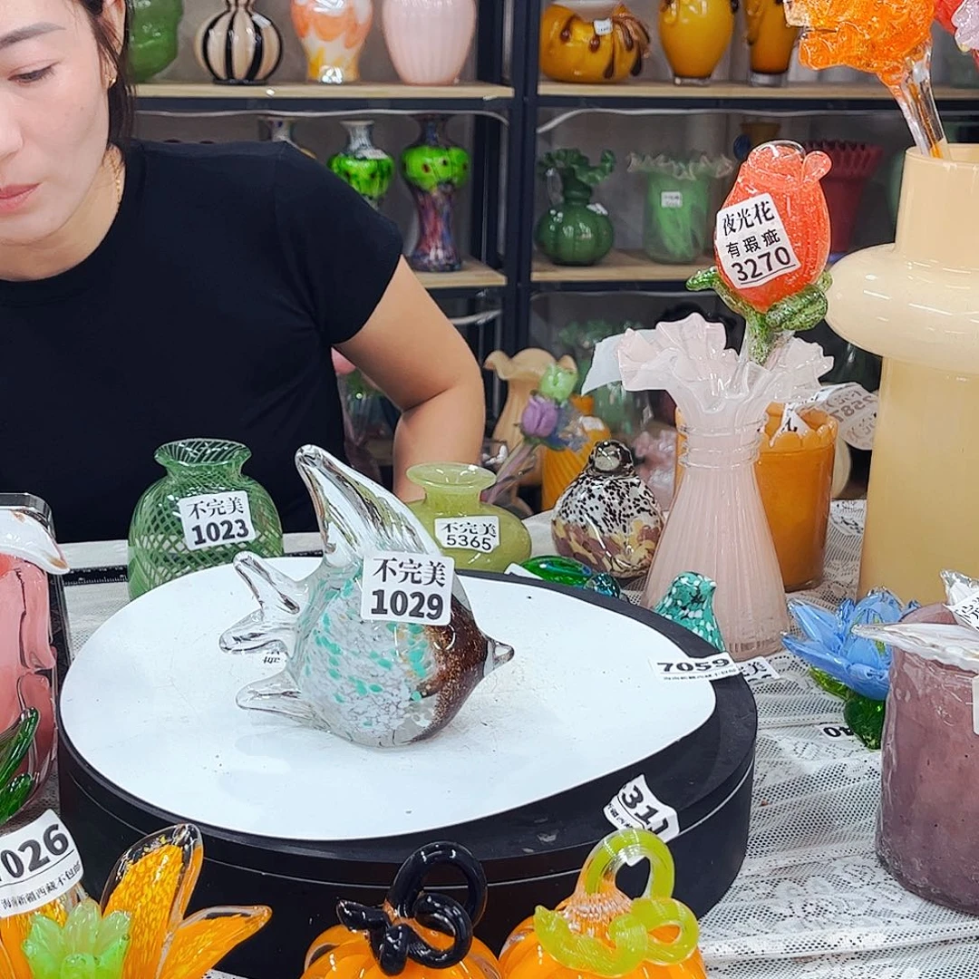 1029家悦琉璃工艺品不完美