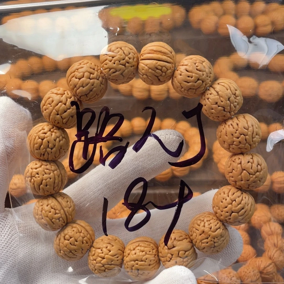桃核吊坠肌肉苹果