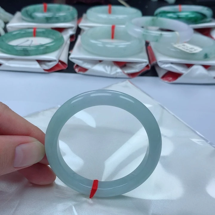 未镶嵌手镯翡翠52圈