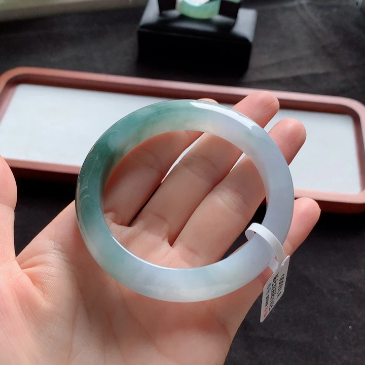 翡翠手镯未镶嵌手镯11