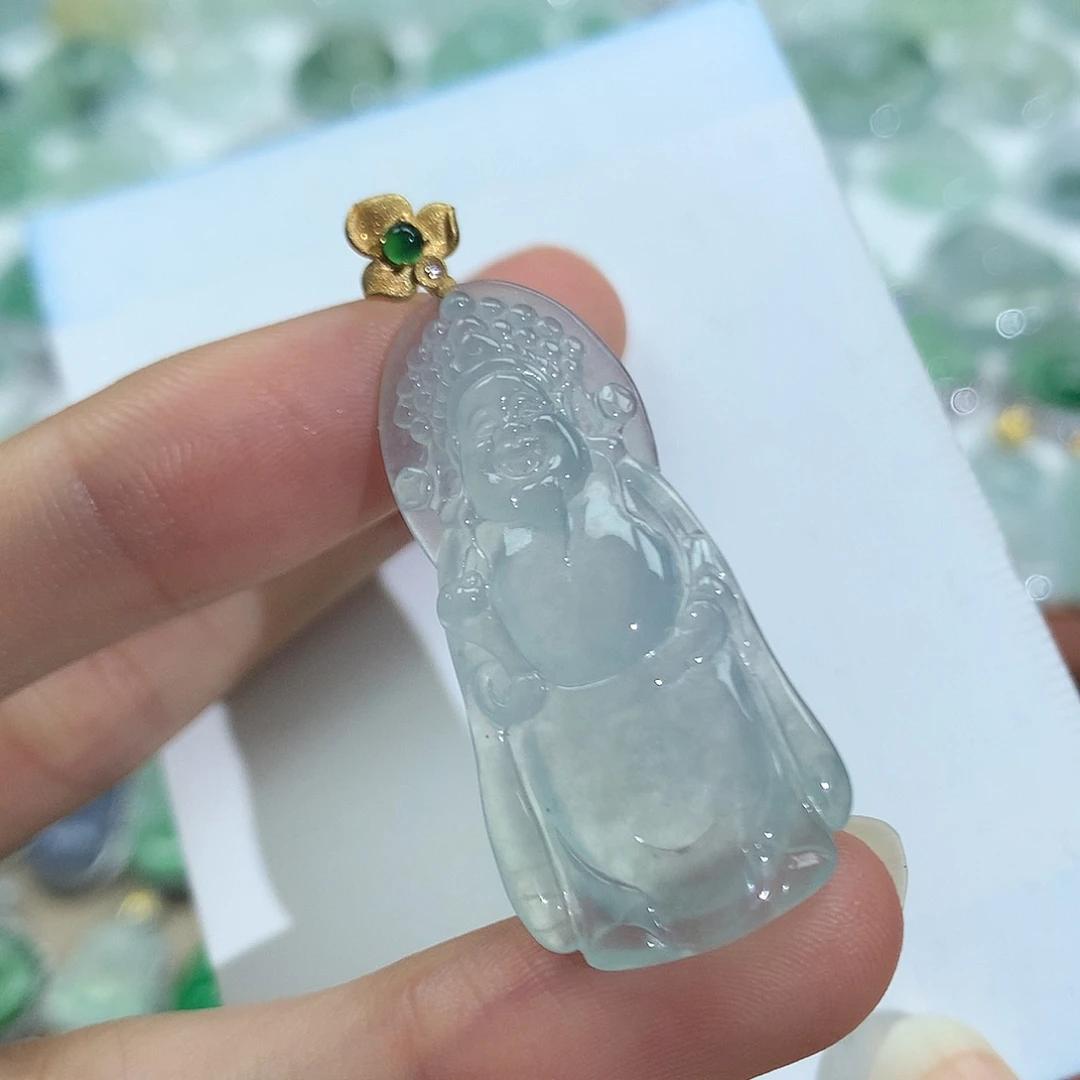 翡翠18K金镶嵌颈饰财神