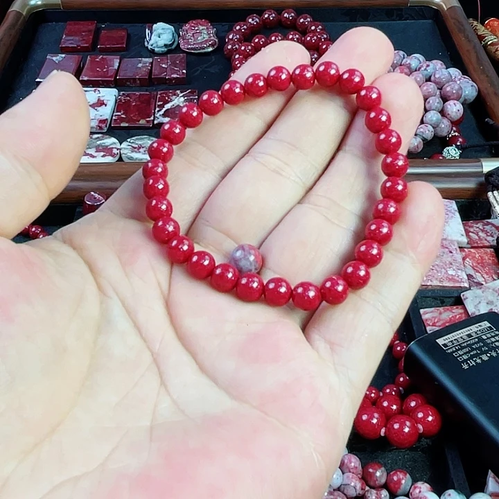 汤***汤天然辰砂细晶体卡6的15.2克