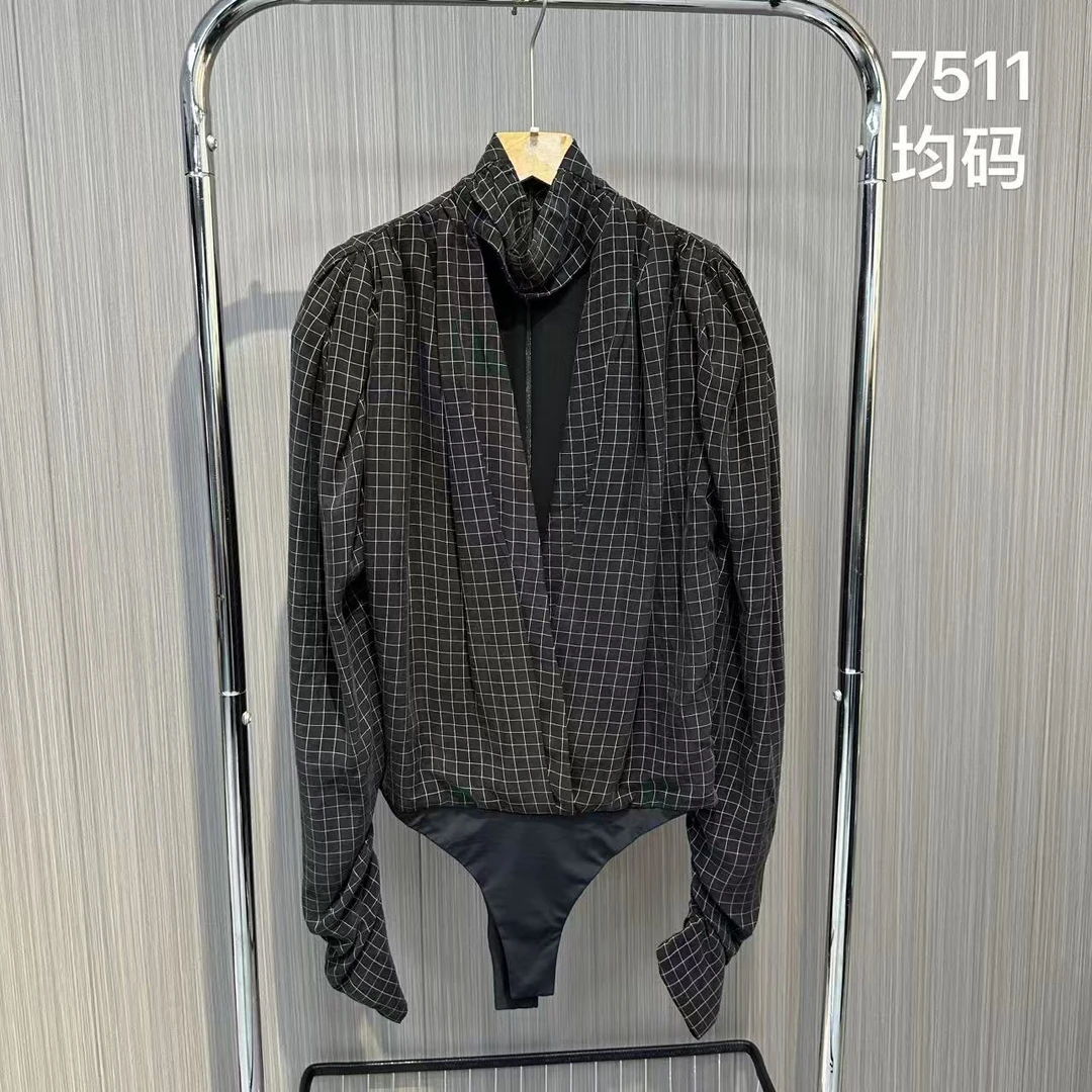 格子设计感百搭清冷气质外套上衣7511