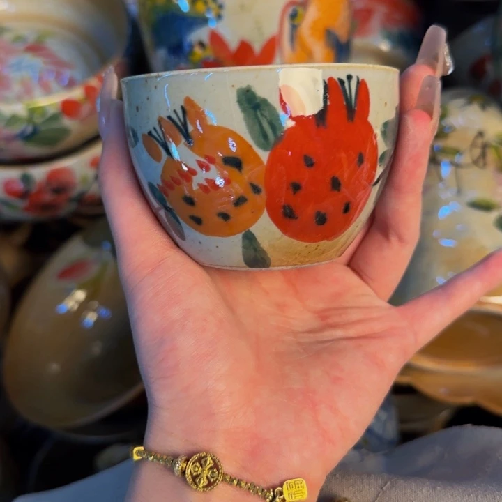 瓷片手工手绘细微不一样