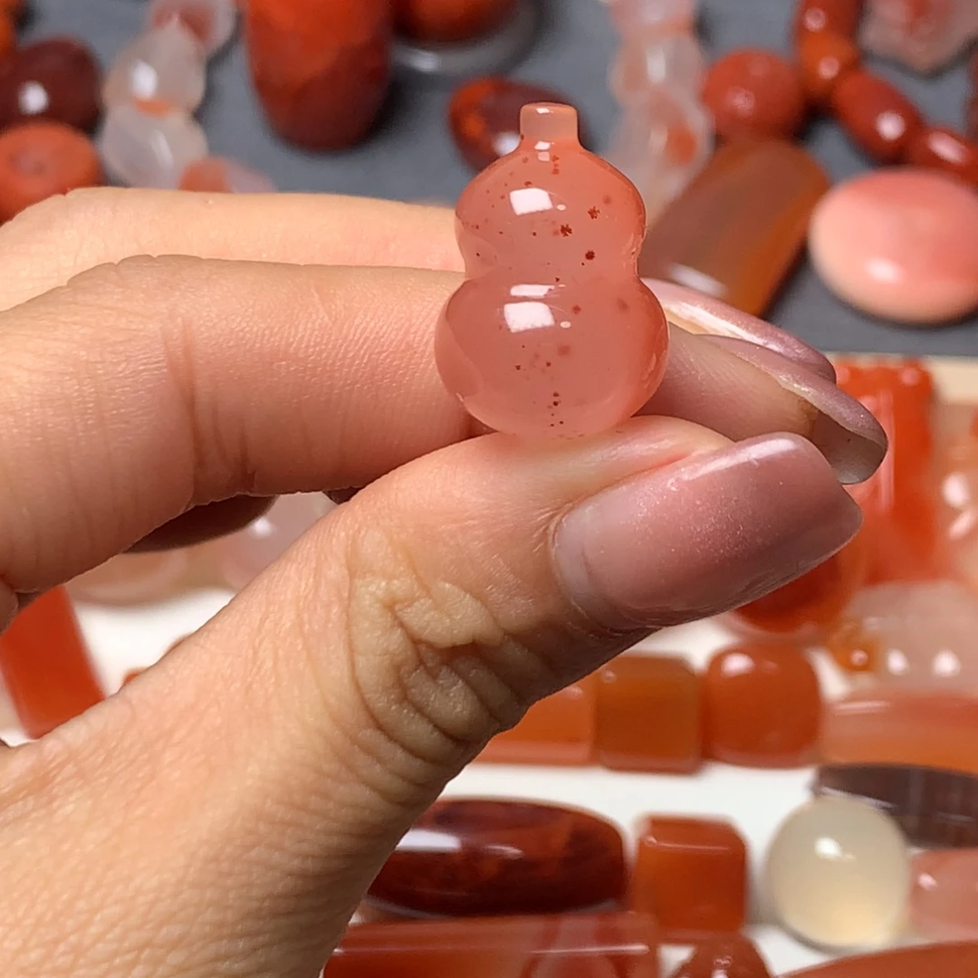 南红玛瑙未镶嵌配饰