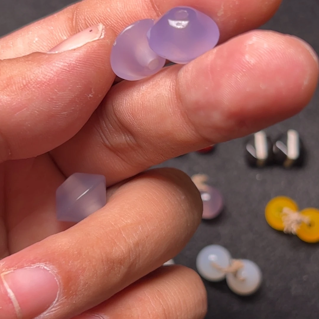 王***i玛瑙/玉髓未镶嵌配饰