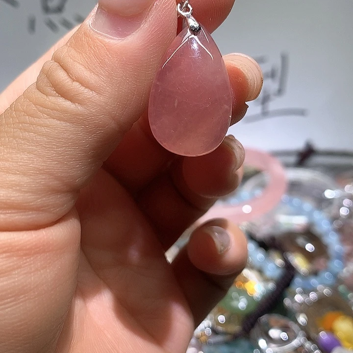 未镶嵌颈饰水晶水晶