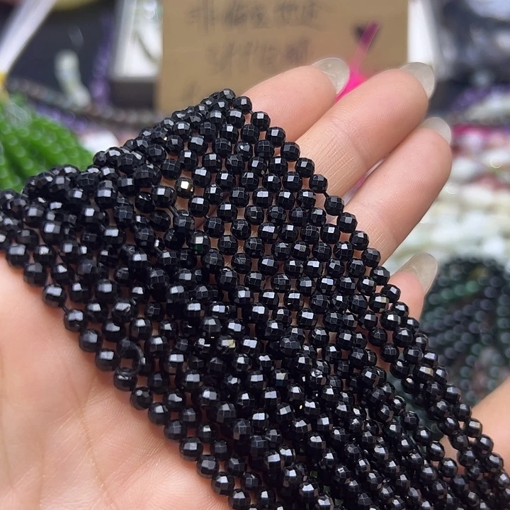 玛瑙/玉髓未镶嵌珠宝半成品T266  4m天然黑尖晶刻面一条