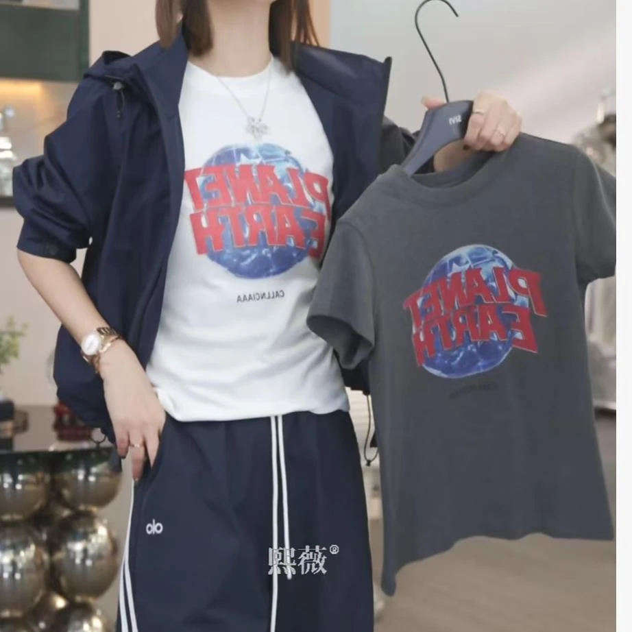 熙薇【环球派对】2025早秋新款时尚百搭休闲气质T恤上衣H5080