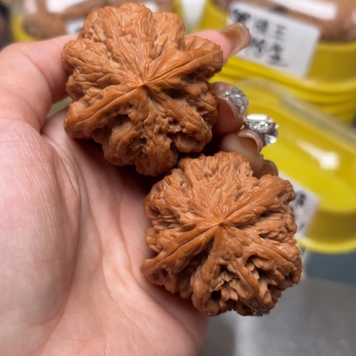 文玩核桃吊坠49-28755-02