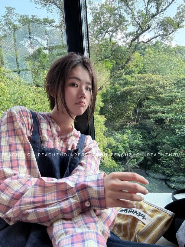 『PEACHZHOU』撞色粉格子贴袋宽松圆领衬衫美式复古休闲减龄长袖女