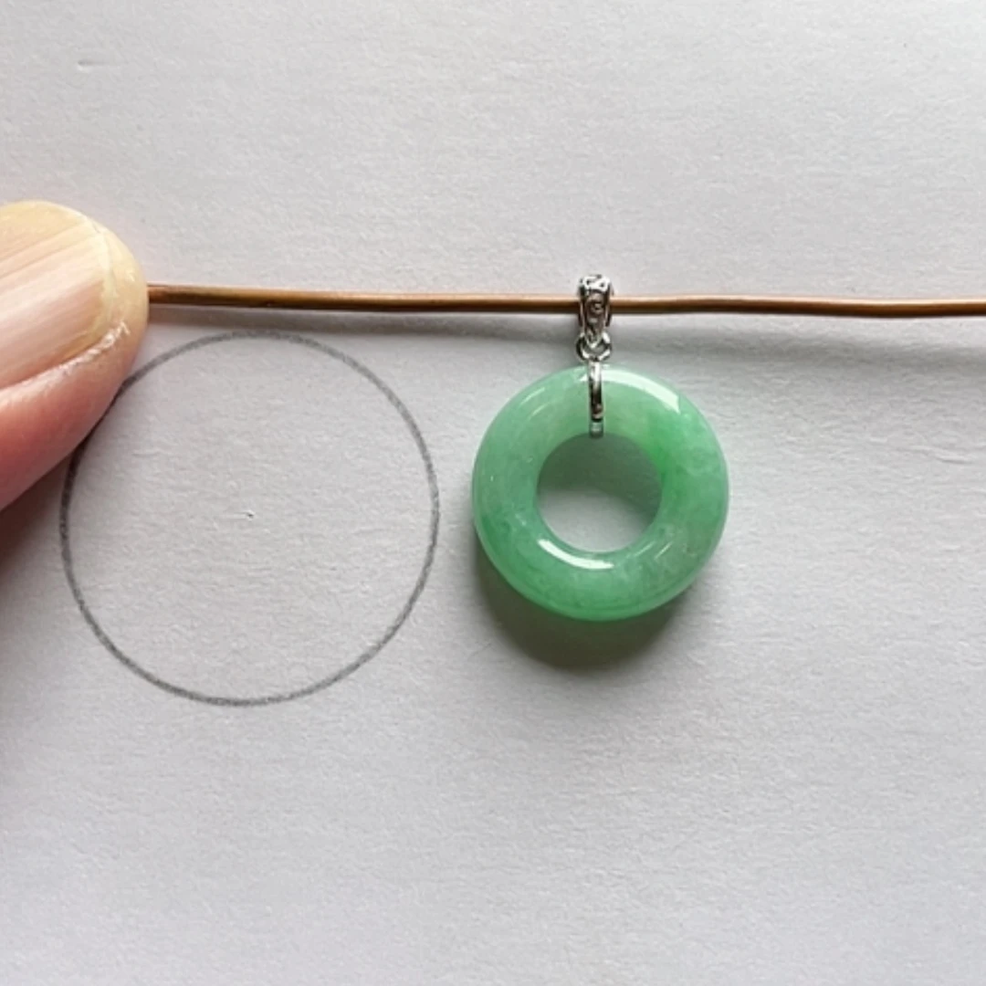 【闪购商品】吊坠(不含链)18K金镶嵌翡翠