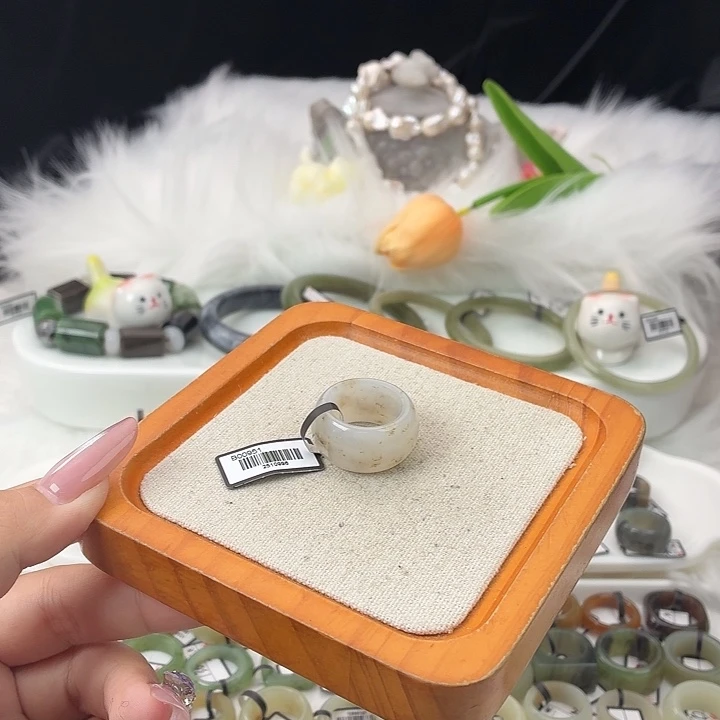 和田玉（糖玉）未镶嵌戒指t26桂花糖墩墩直径18不退换