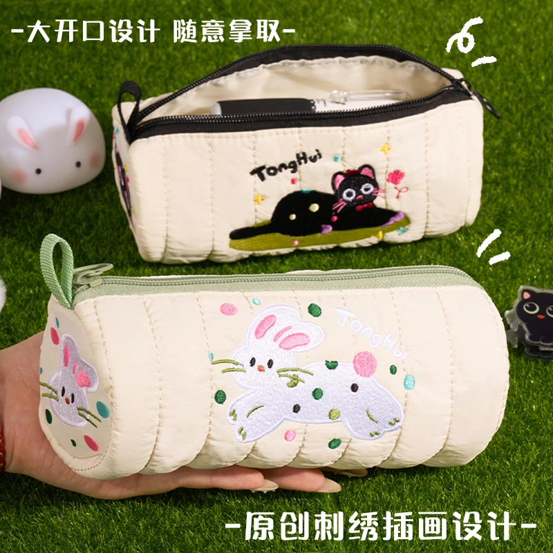 白兔刺绣笔袋ins高颜值女孩文具盒学生2025新款大容量简约铅笔盒