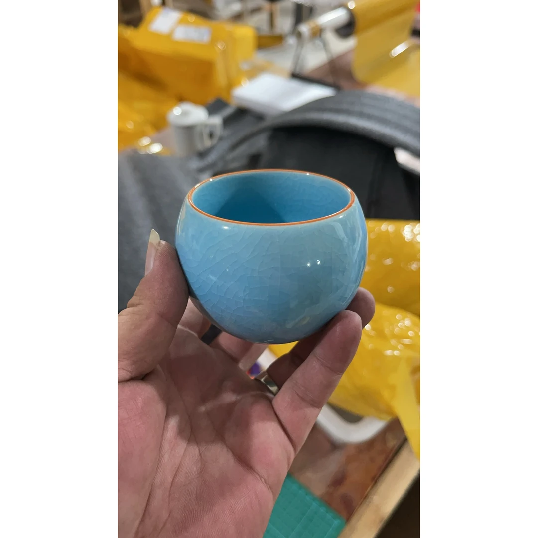 冰裂纹蓝色龙蛋杯