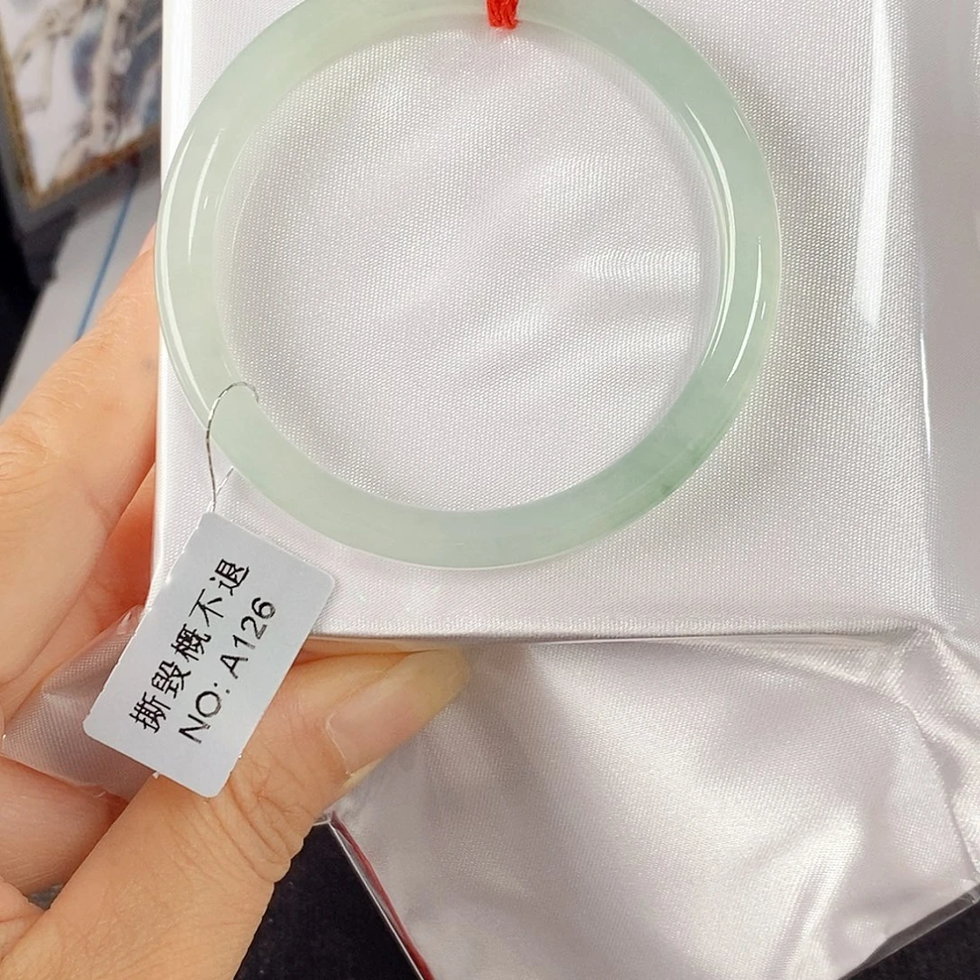 翡翠未镶嵌手镯手镯