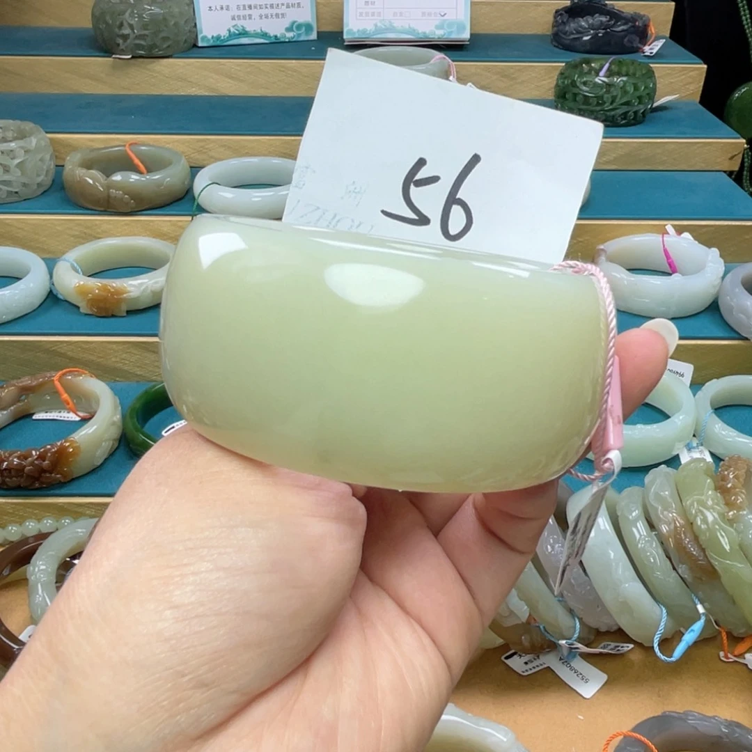 未镶嵌手镯和田玉圈口65
