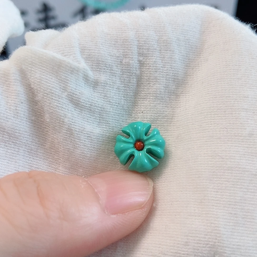未镶嵌南红玛瑙珠宝奇石
