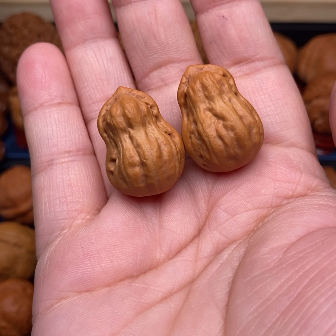 文玩核桃把件手捻花生